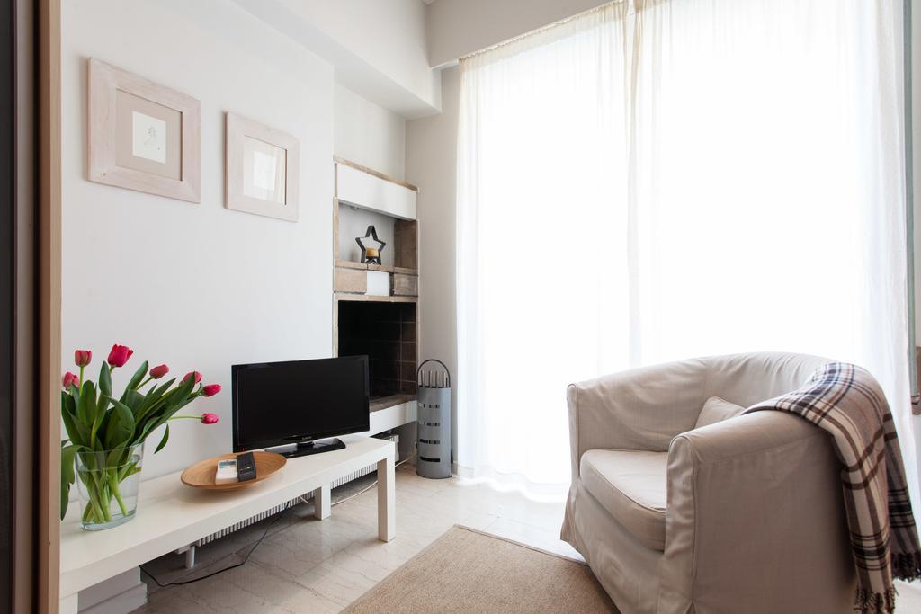Homz Studios Neapolis Athena Bagian luar foto